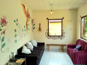 Casa no Centro, 200 mt do Rosário - Milho Verde